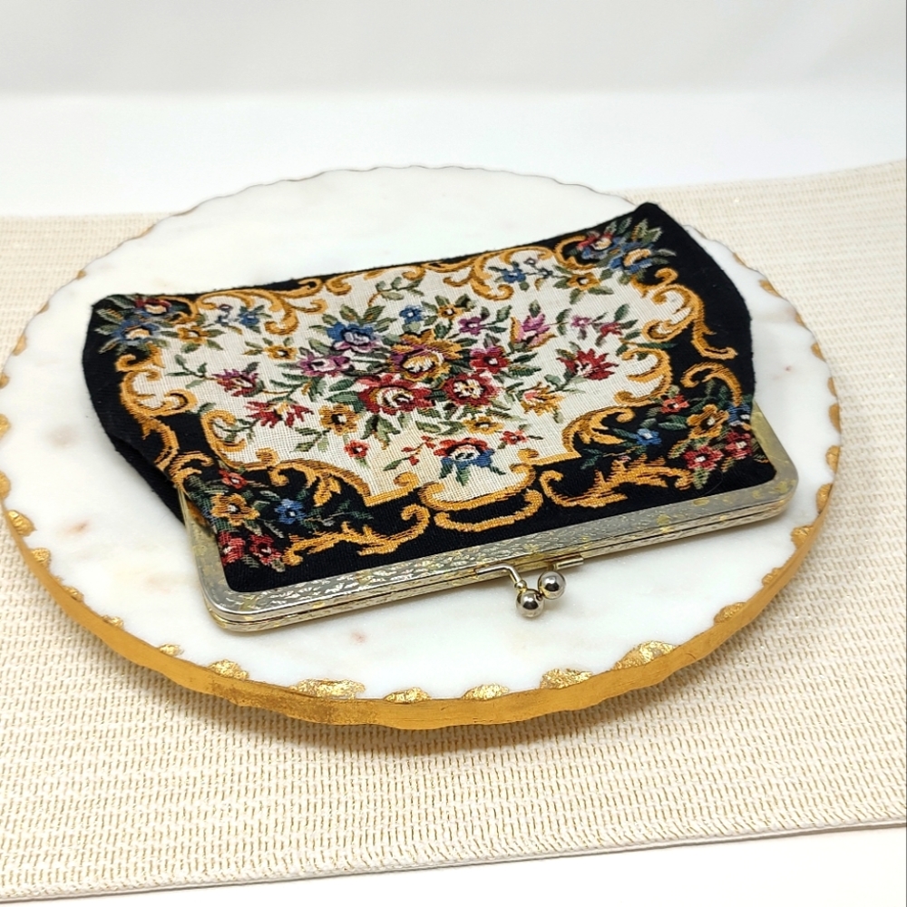 Vintage Walborg black floral embroidered clutch handbag - Picture 2 of 13
